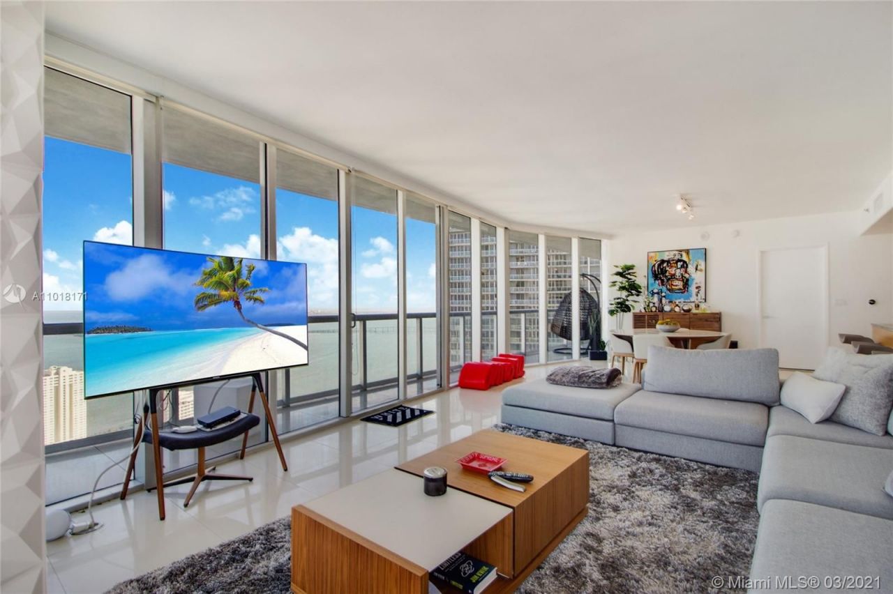 Piso en Miami, Estados Unidos, 180 m² - imagen 14