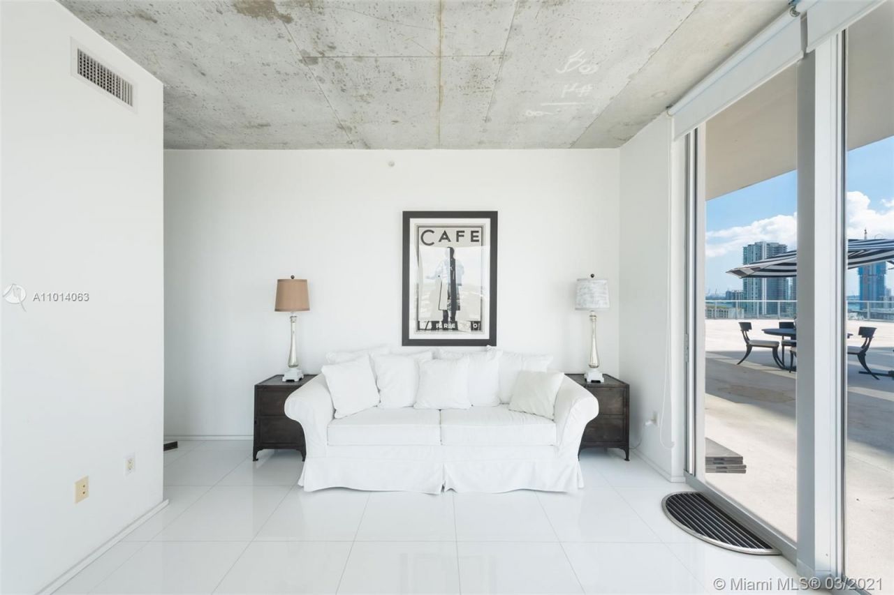 Loft en Miami, Estados Unidos, 220 m² - imagen 6