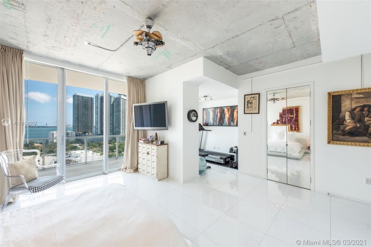 Loft en Miami, Estados Unidos, 220 m² - imagen 12