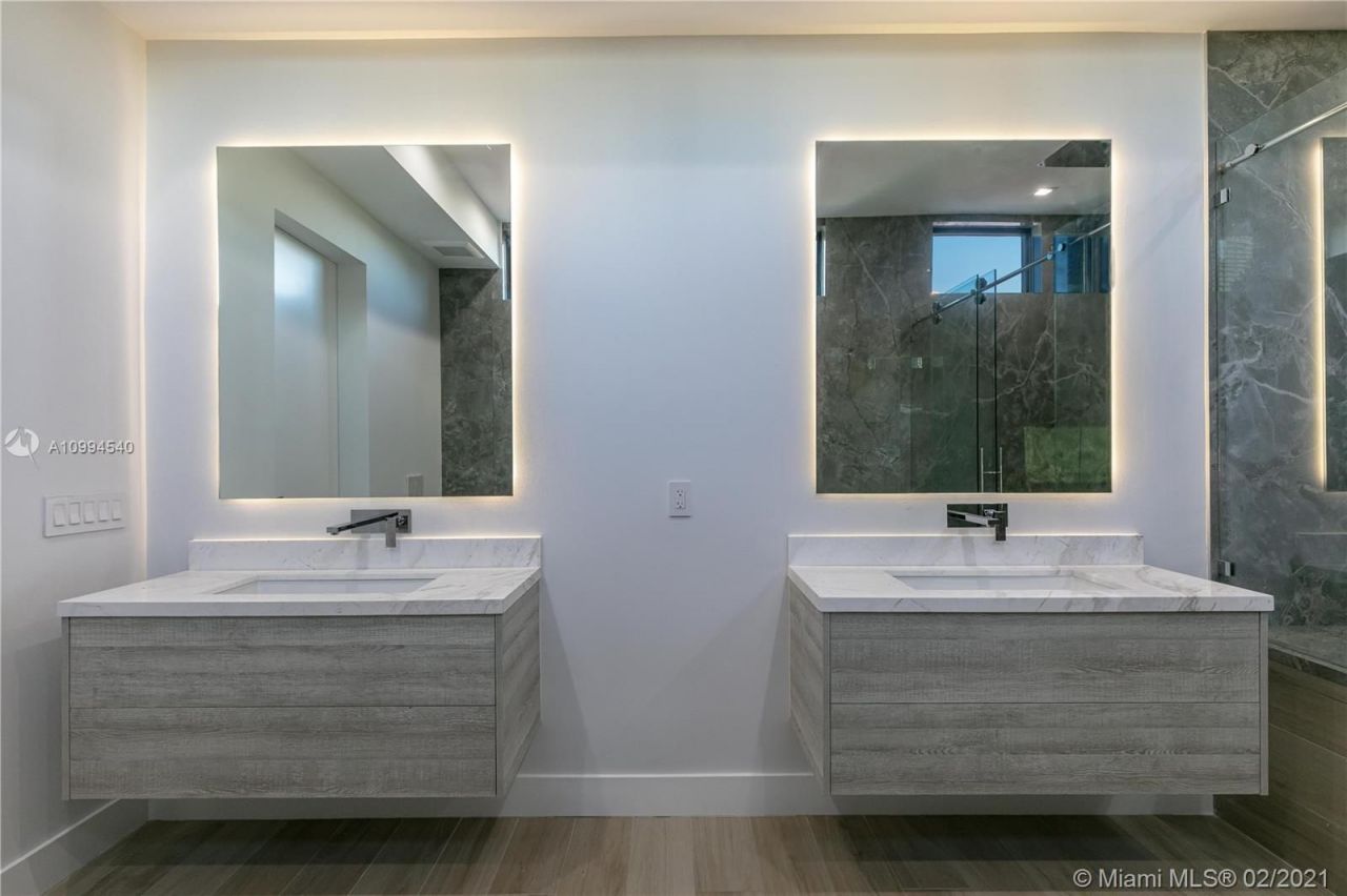 Villa à Miami, États-Unis, 420 m² - image 7