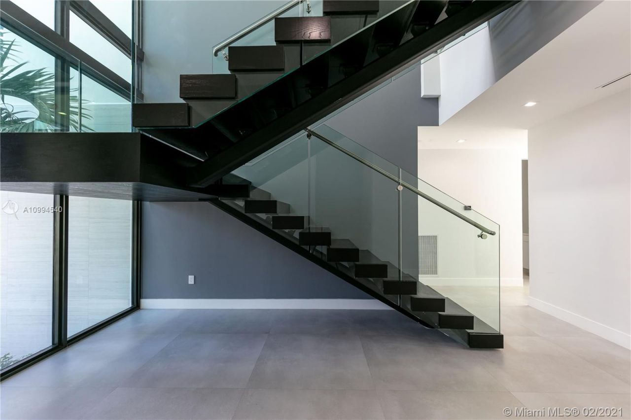 Villa à Miami, États-Unis, 420 m² - image 17