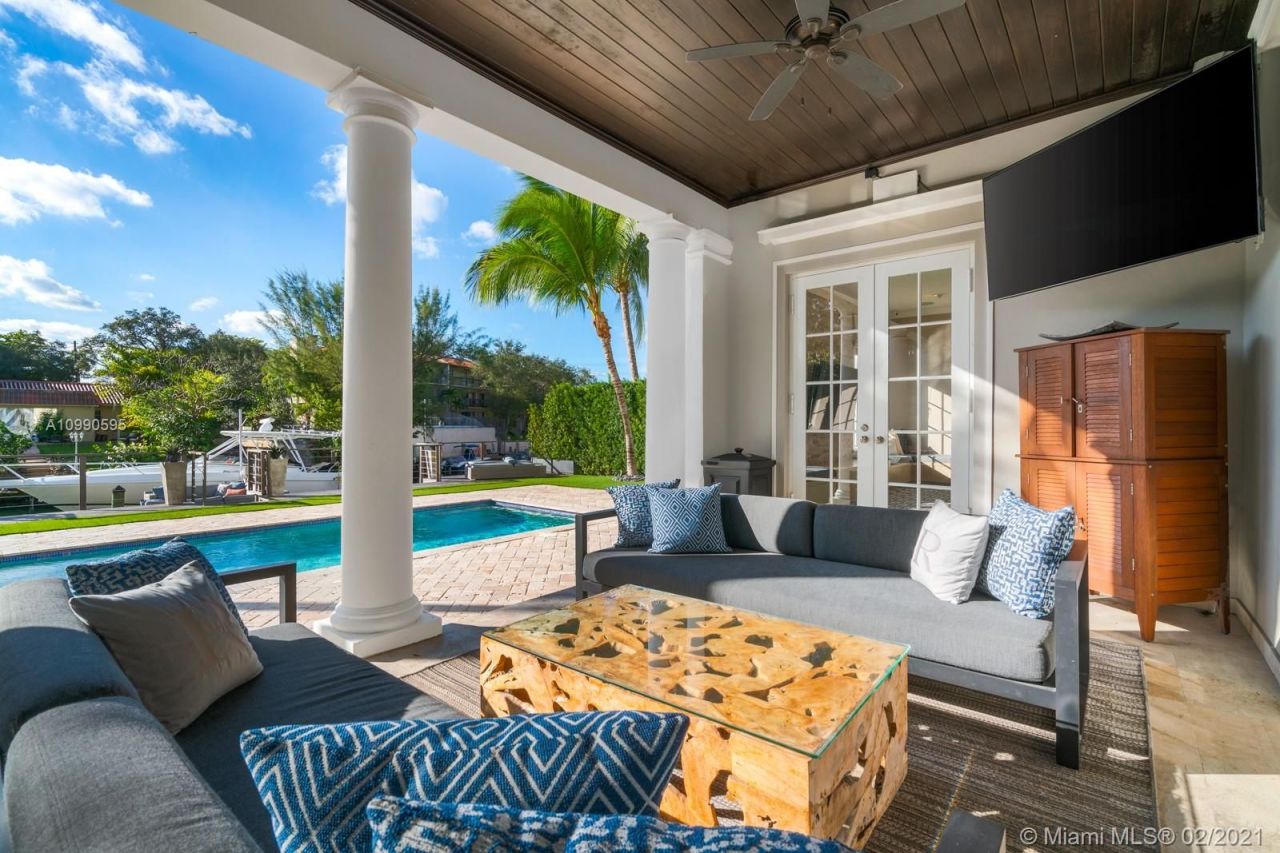 Villa a Miami, USA, 300 m² - foto 3