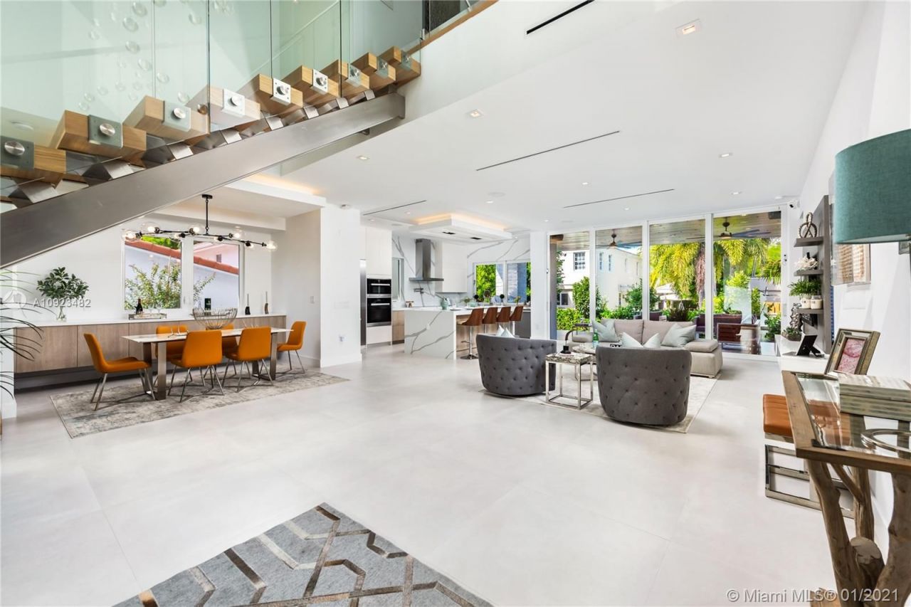 Villa à Miami, États-Unis, 270 m² - image 14