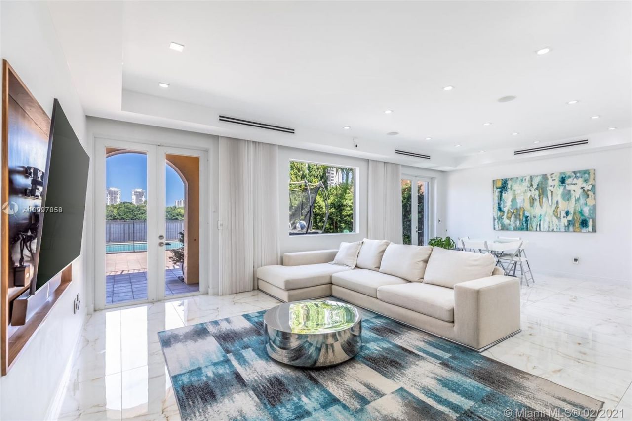 Villa in Miami, USA, 300 m² - picture 17