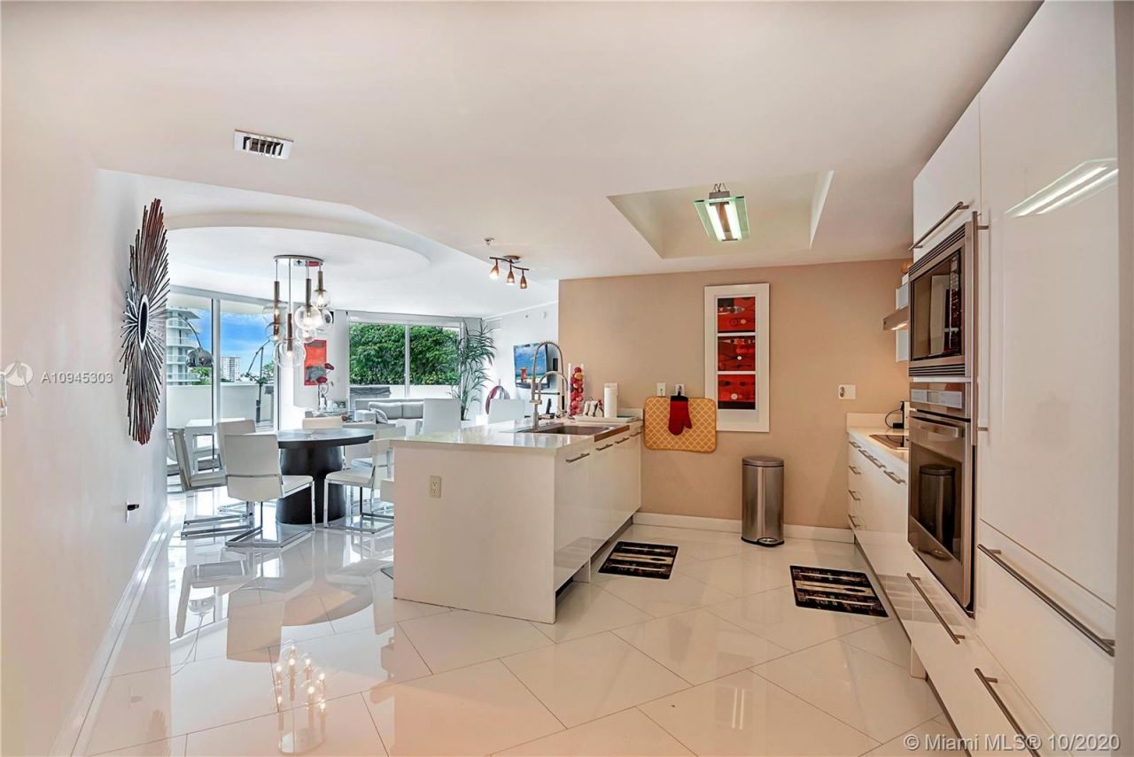 Appartement à Miami, États-Unis, 140 m² - image 4