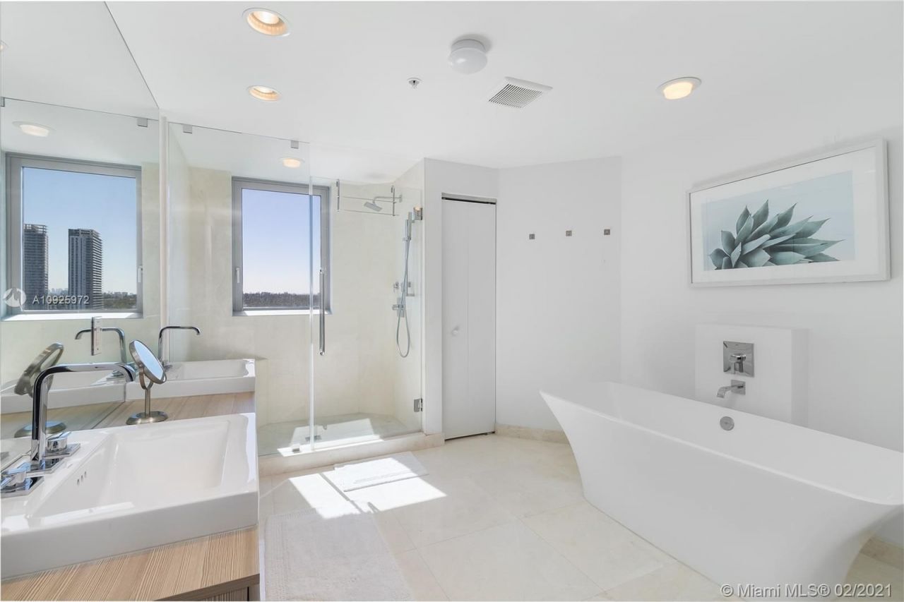 Appartement à Miami, États-Unis, 180 m² - image 12