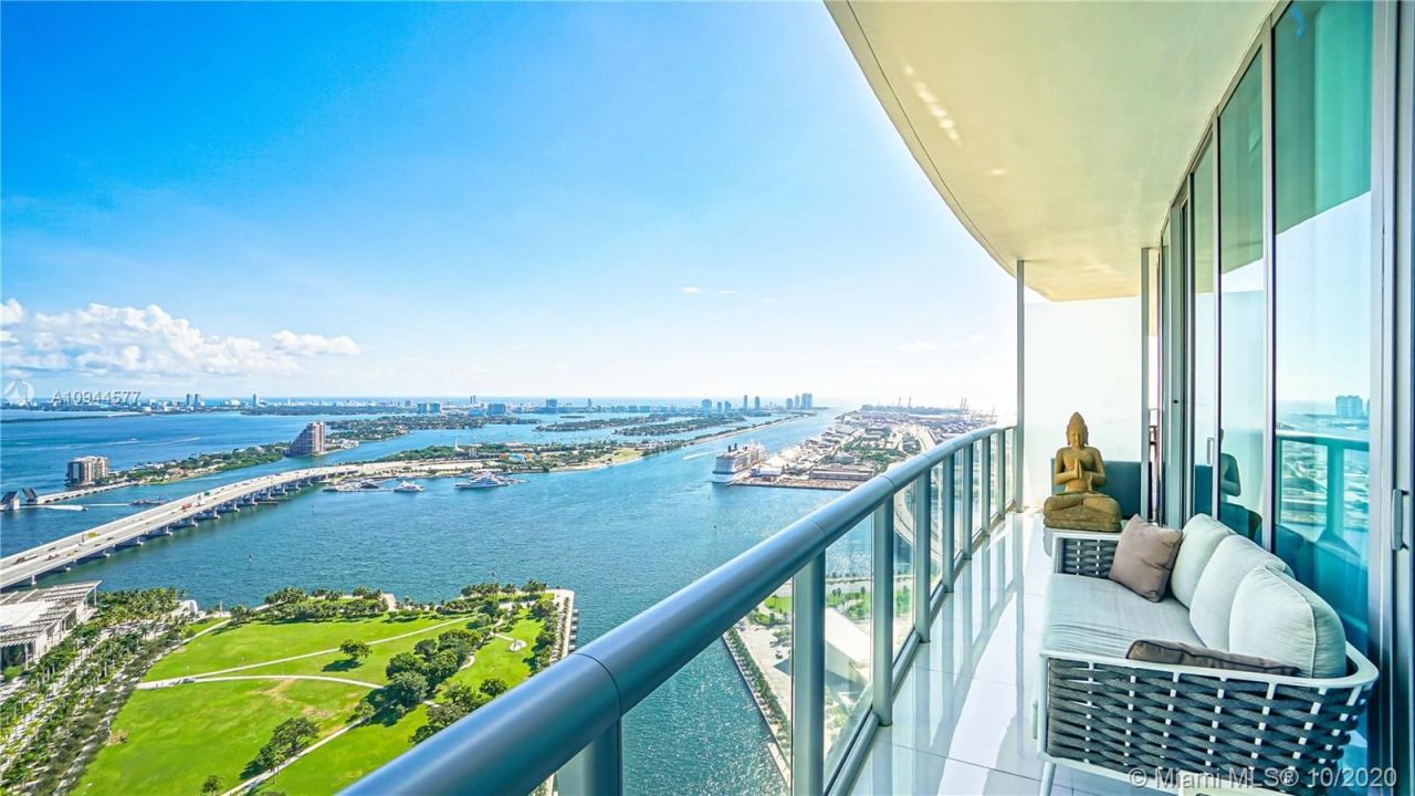 Flat in Miami, USA, 130 m² - picture 11