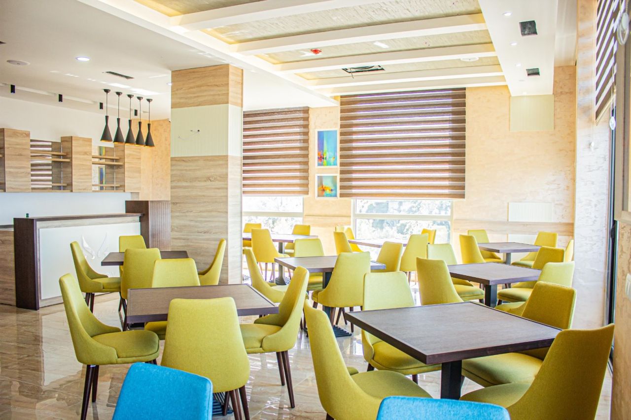 Hotel in Dobra Voda, Montenegro, 1 300 m² - picture 12