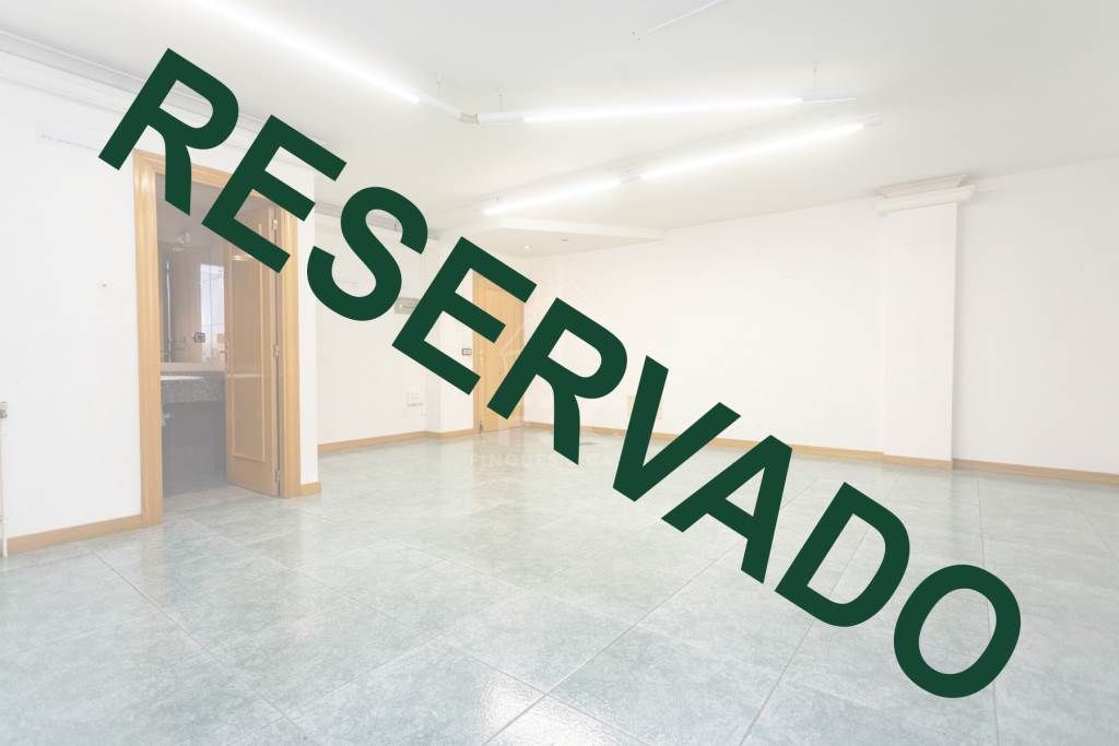 Oficina en Andorra la Vieja, Andorra, 77 m² - imagen 1