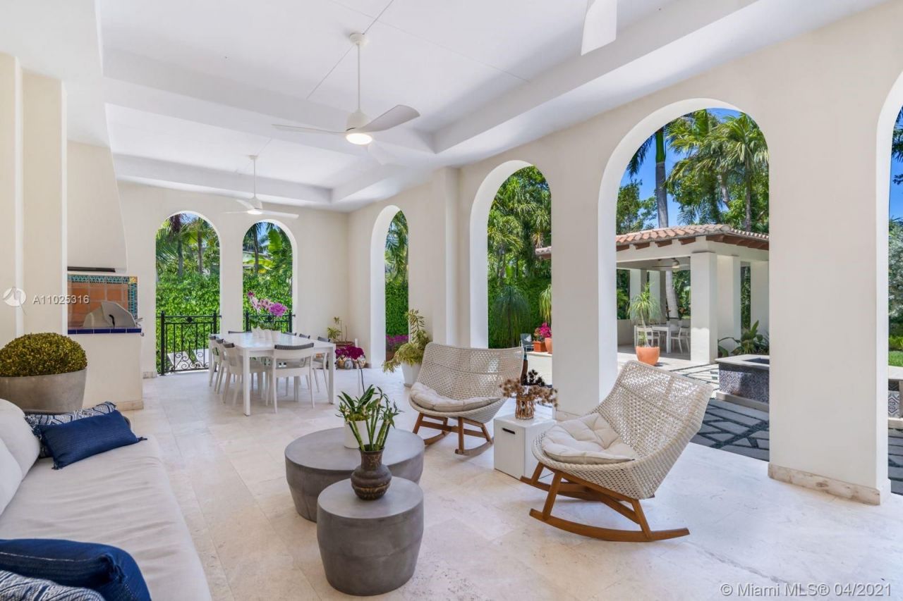 Villa à Miami, États-Unis, 500 m² - image 5