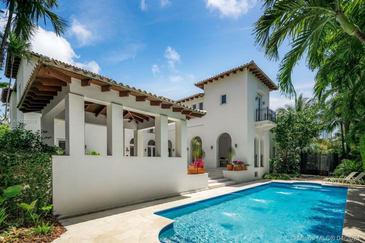 Villa à Miami, États-Unis, 500 m² - image 3