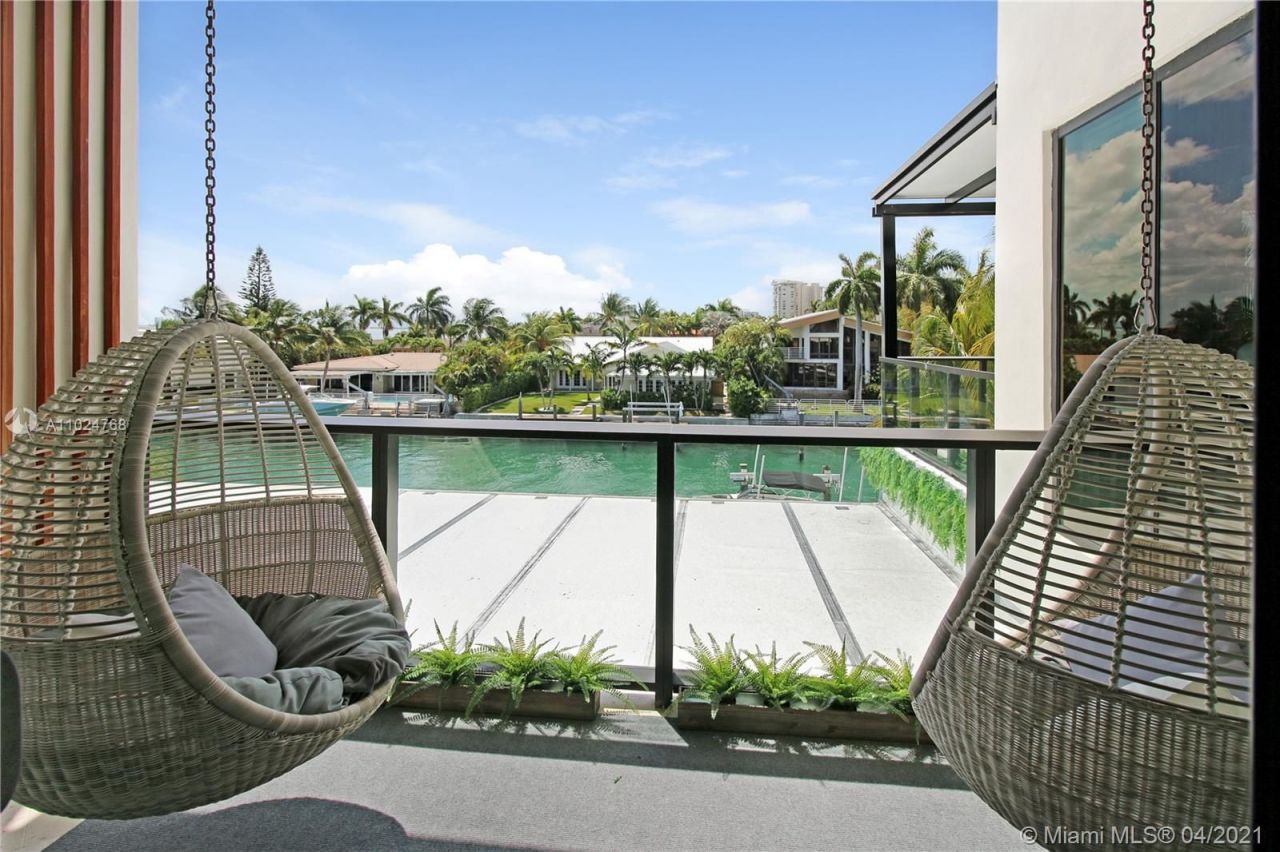 Villa in Miami, USA, 550 m² - Foto 14