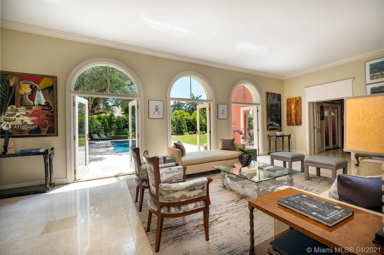 Mansion in Miami, USA, 400 m² - picture 6