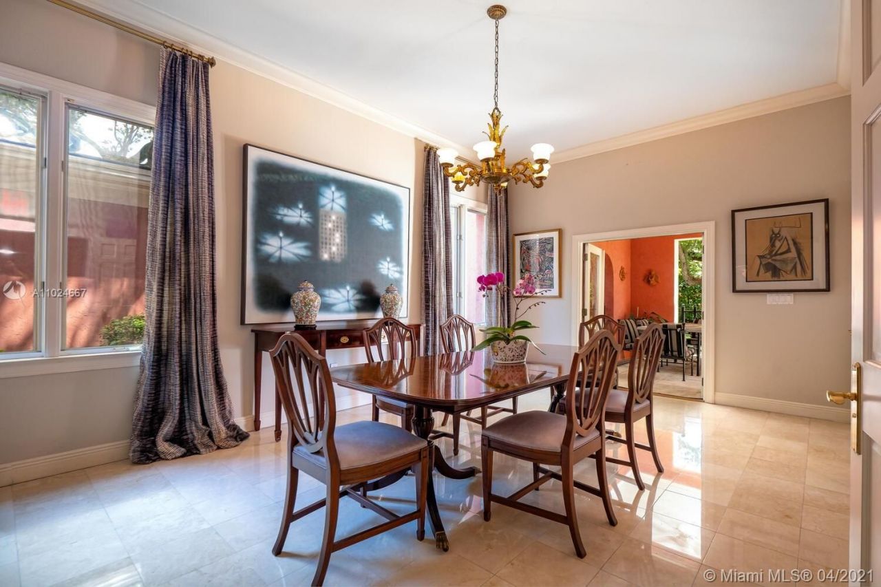 Mansion in Miami, USA, 400 m² - picture 7