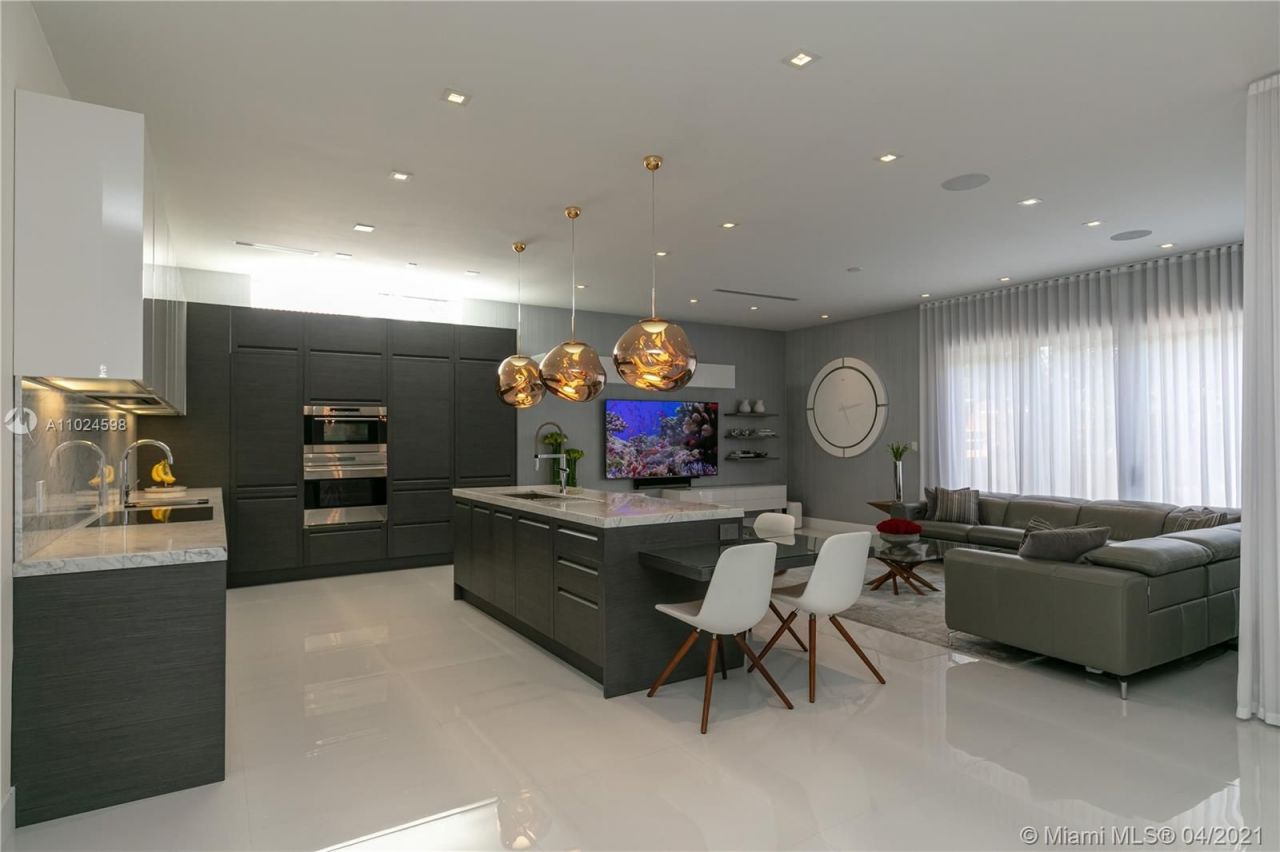 Villa in Miami, USA, 500 m² - Foto 13