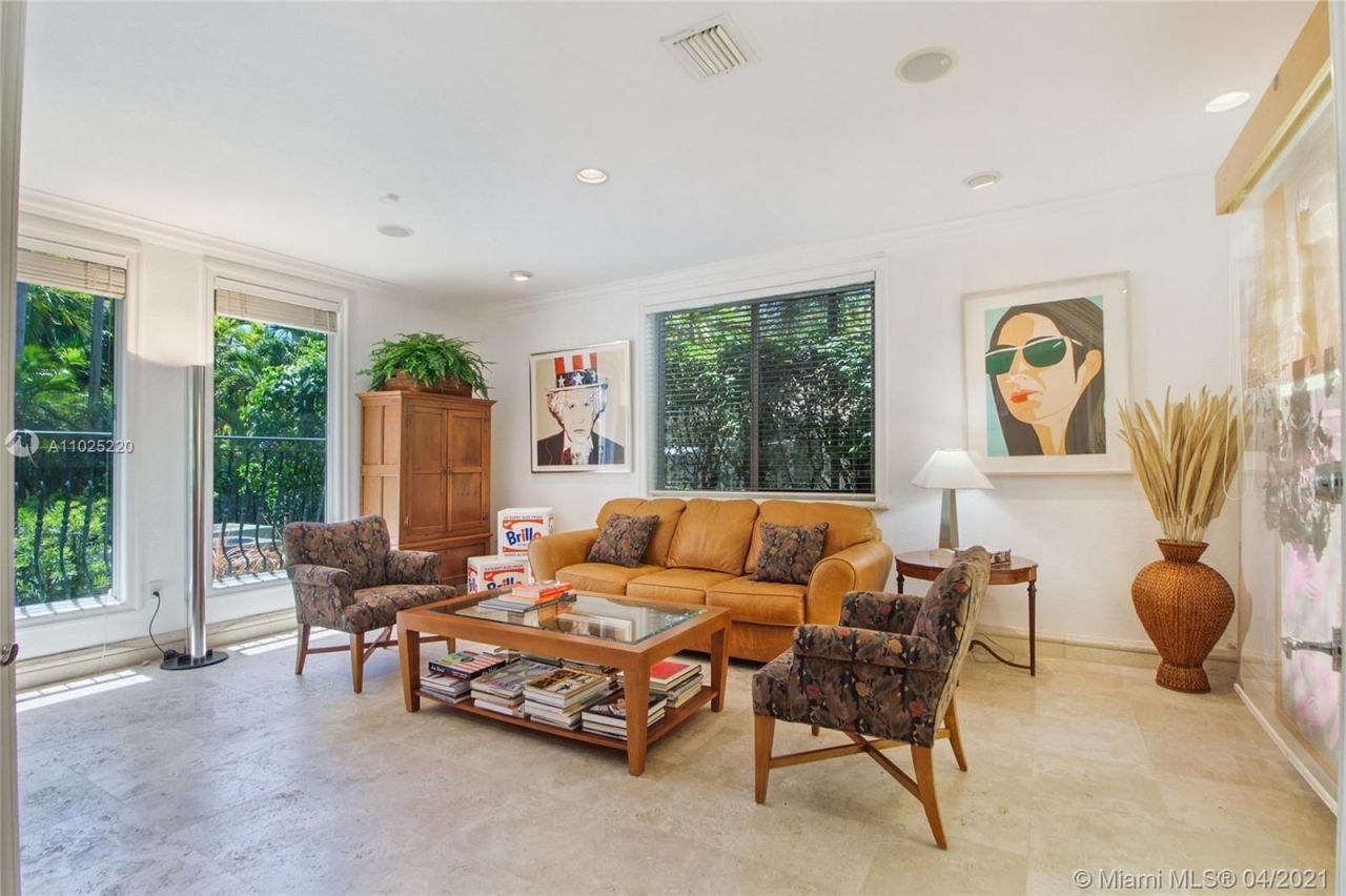 Mansión en Miami, Estados Unidos, 450 m² - imagen 6