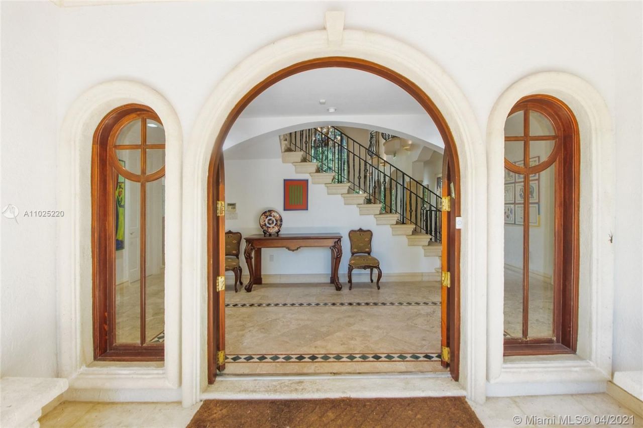 Mansión en Miami, Estados Unidos, 450 m² - imagen 7