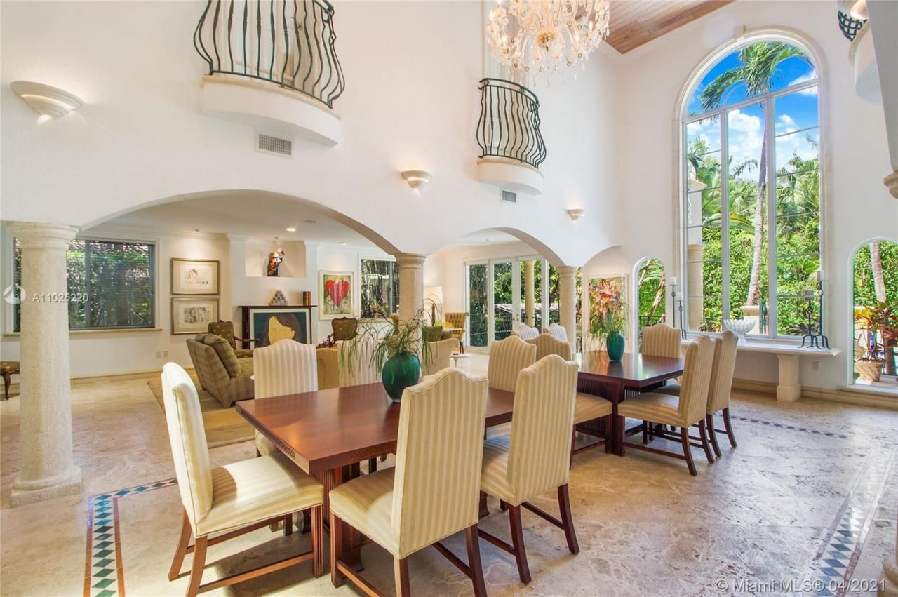 Mansión en Miami, Estados Unidos, 450 m² - imagen 5