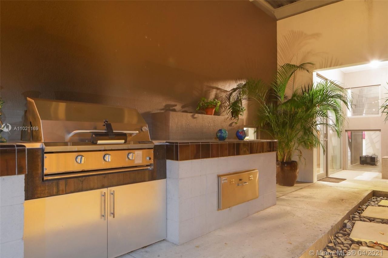 Cottage a Miami, USA, 270 m² - foto 15