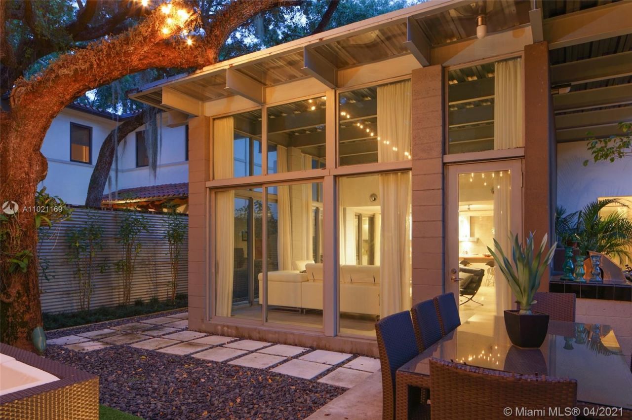 Cottage a Miami, USA, 270 m² - foto 11