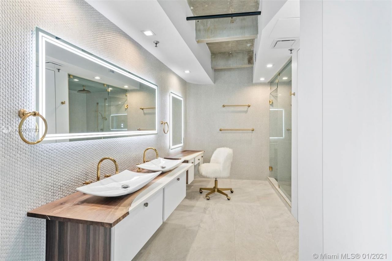 Loft in Miami, USA, 300 m² - picture 12