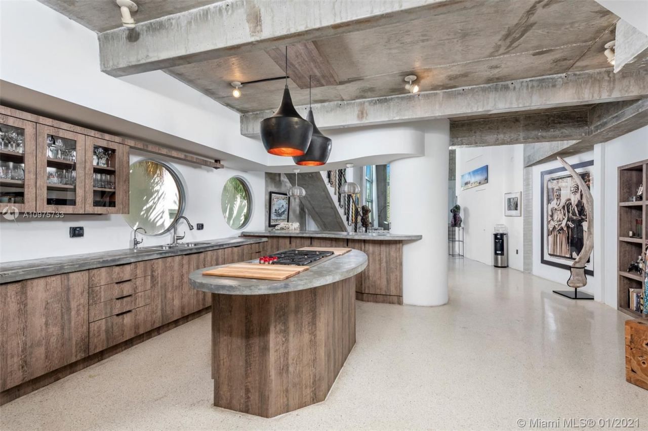 Loft in Miami, USA, 300 m² - picture 3