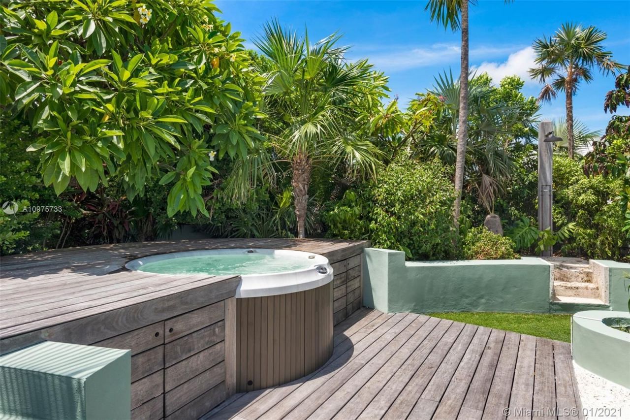 Loft in Miami, USA, 300 m² - picture 18