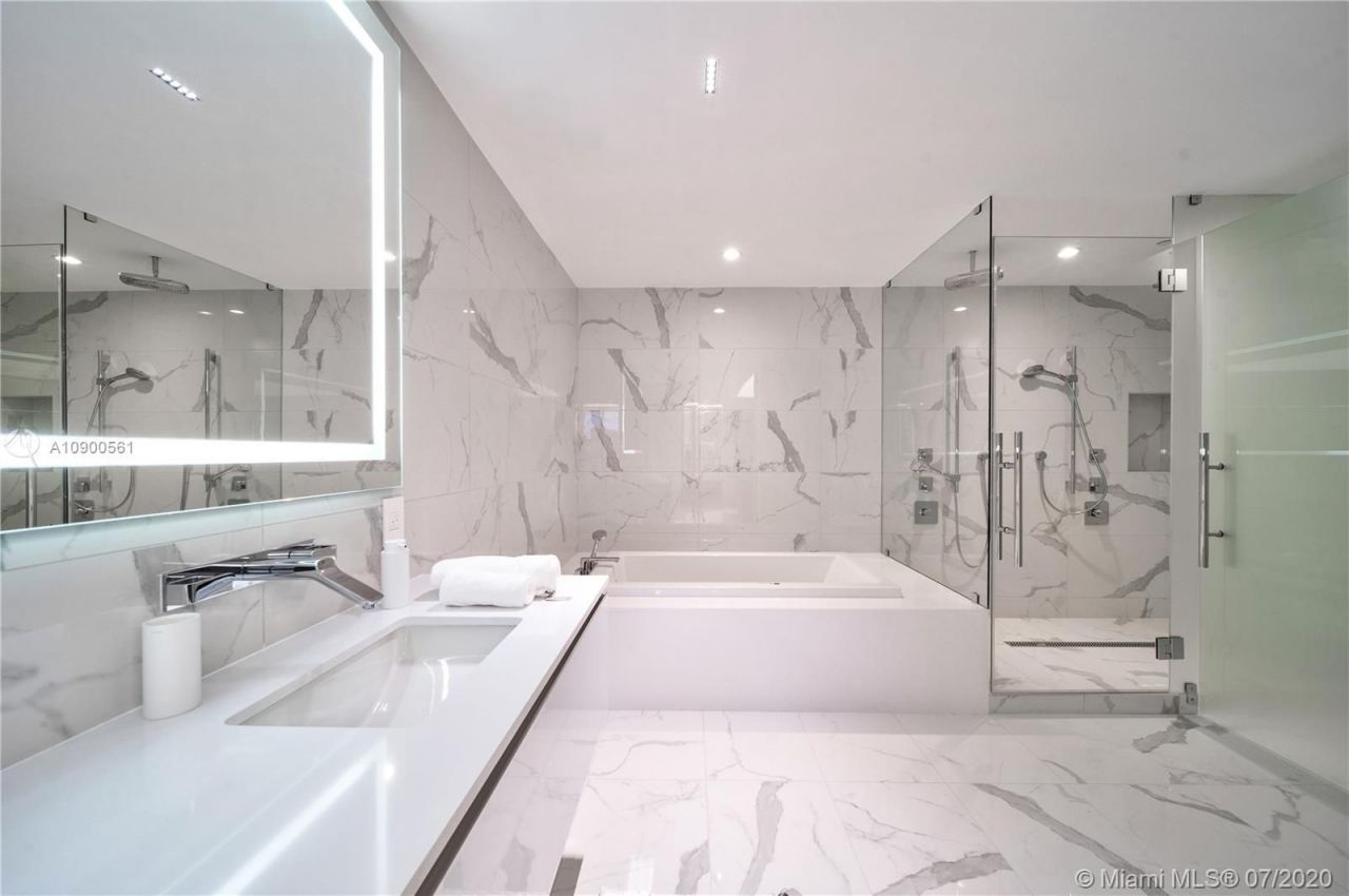 Piso en Miami, Estados Unidos, 260 m² - imagen 6