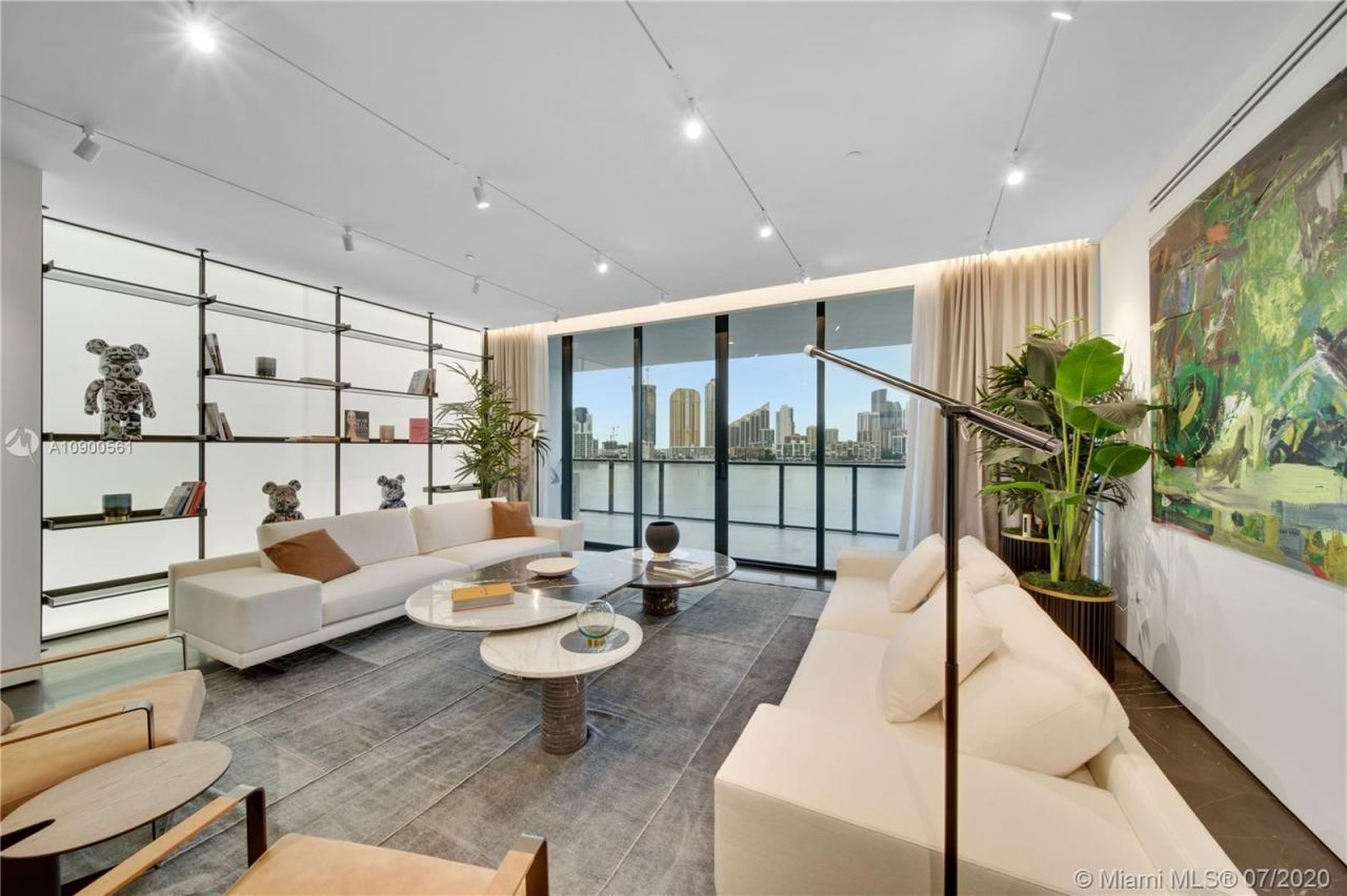 Piso en Miami, Estados Unidos, 260 m² - imagen 17