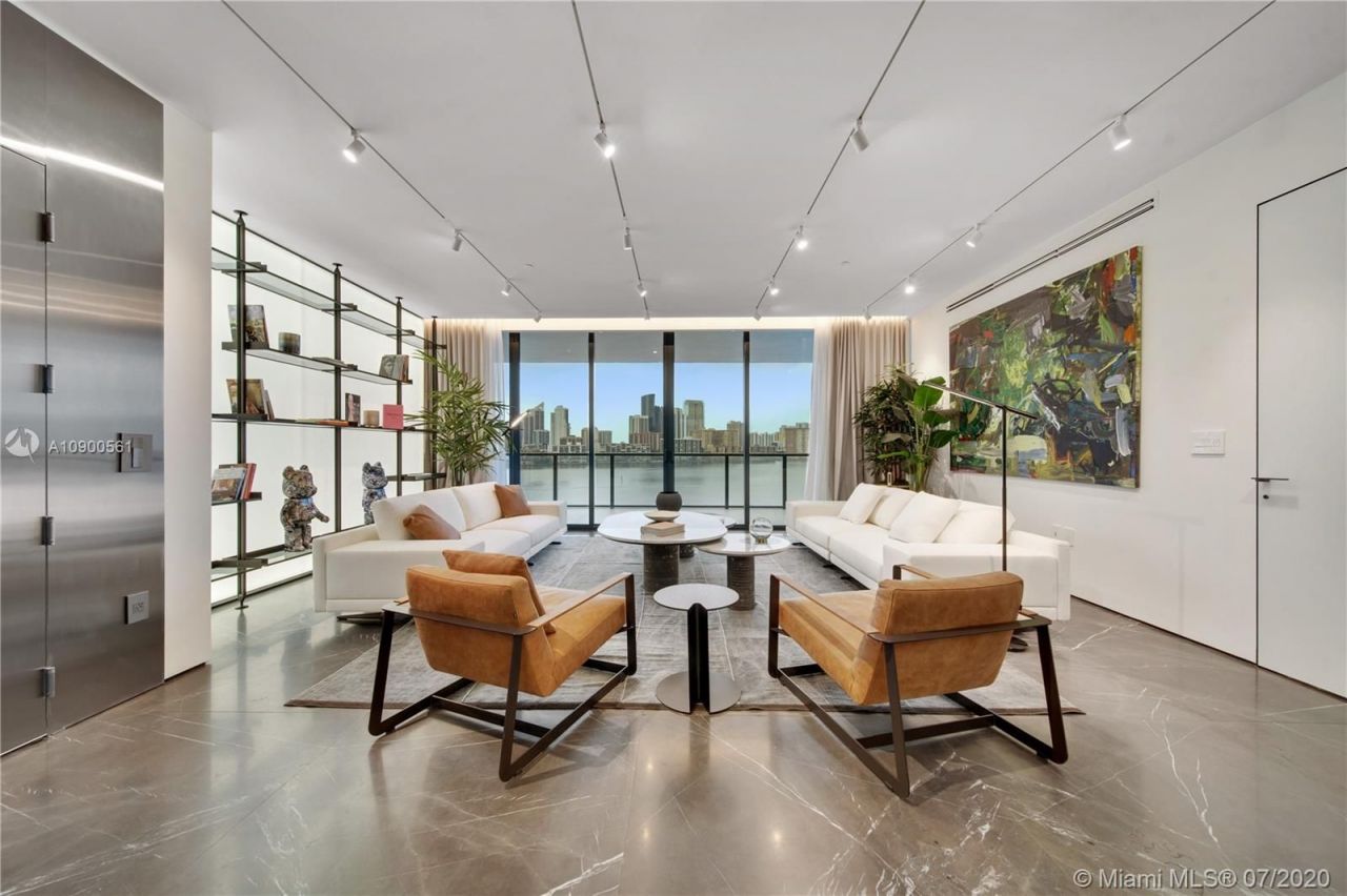 Piso en Miami, Estados Unidos, 260 m² - imagen 18