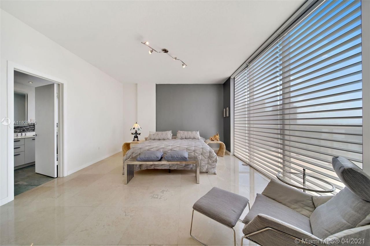 Penthouse à Miami, États-Unis, 250 m² - image 9