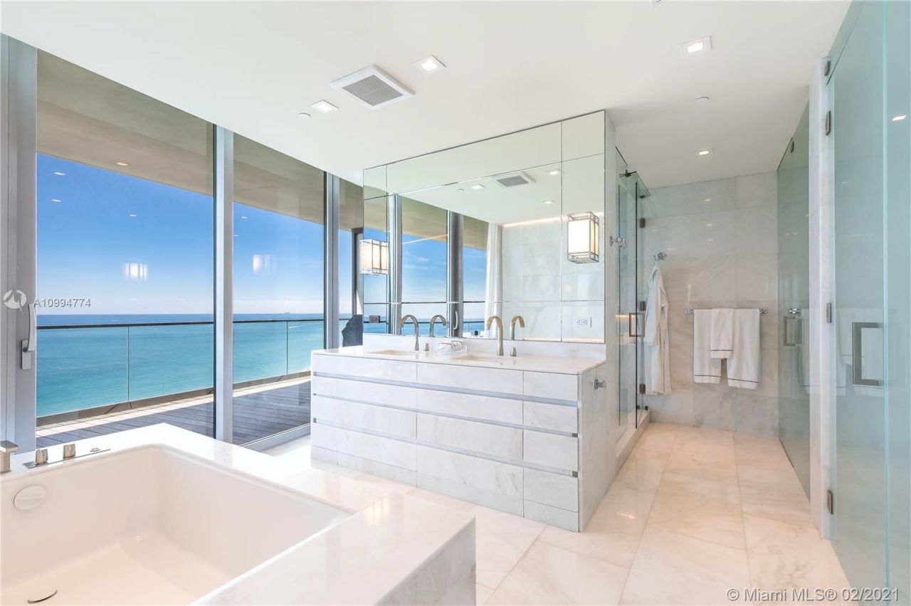 Appartement à Miami, États-Unis, 300 m² - image 4