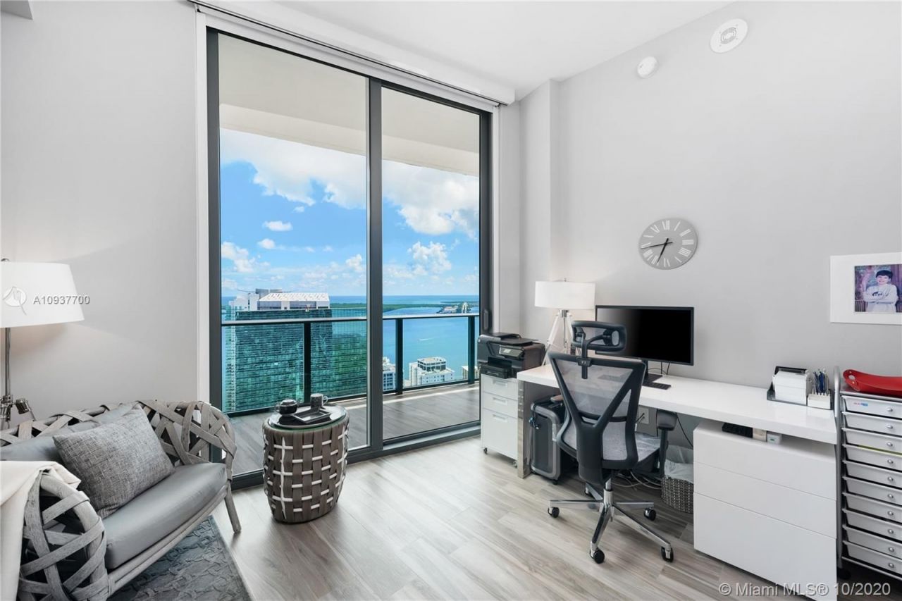 Penthouse in Miami, USA, 190 m² - picture 4