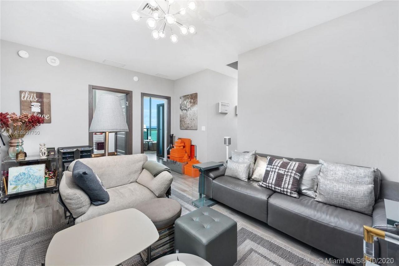 Penthouse in Miami, USA, 190 m² - picture 6