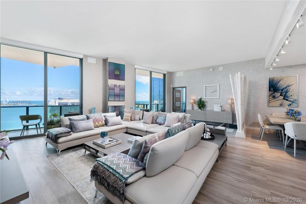 Penthouse in Miami, USA, 190 m² - picture 2