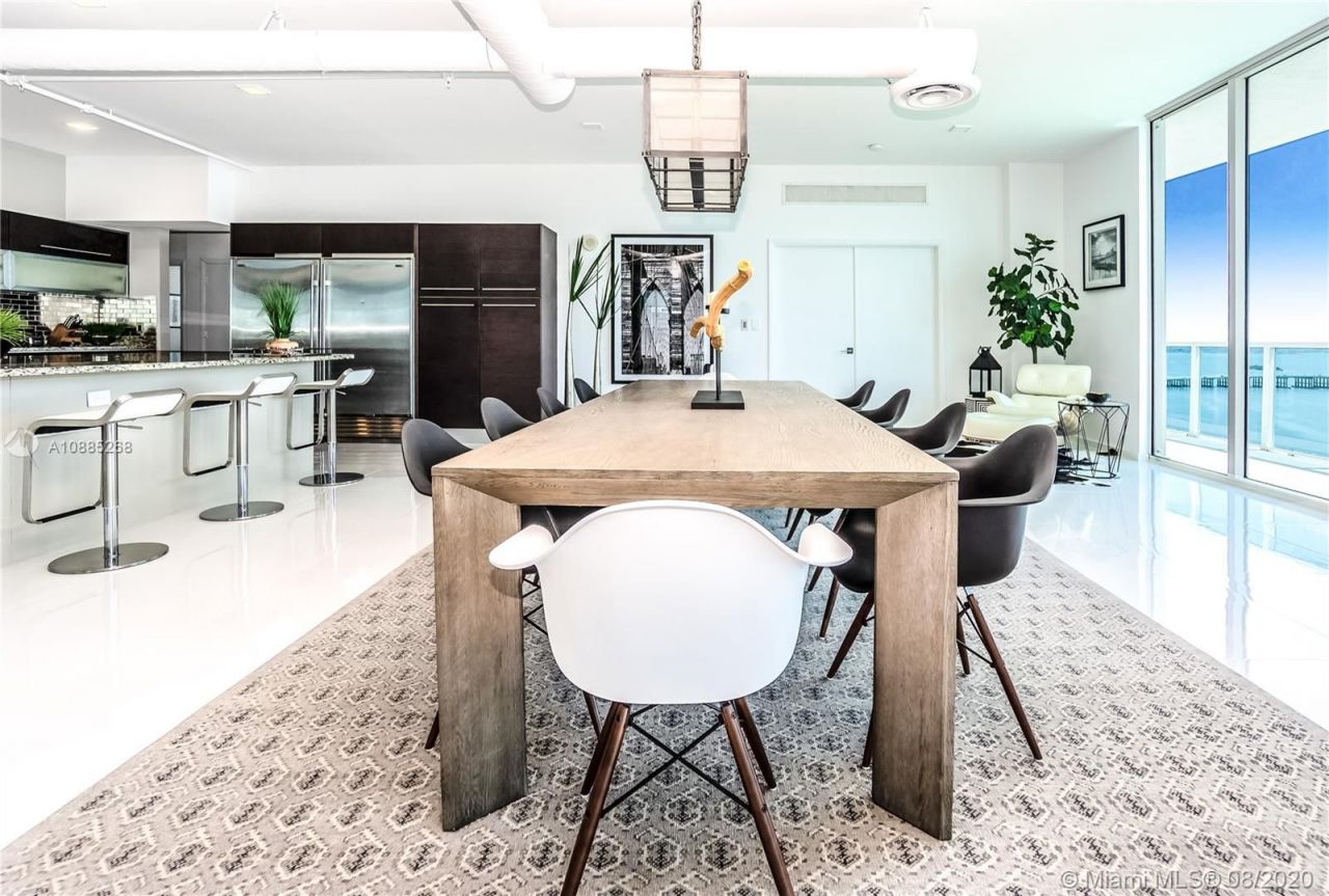 Penthouse in Miami, USA, 450 m² - picture 4