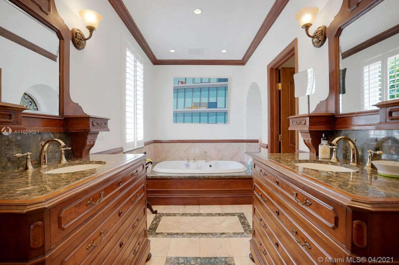 Manor in Miami, USA, 500 m² - picture 7