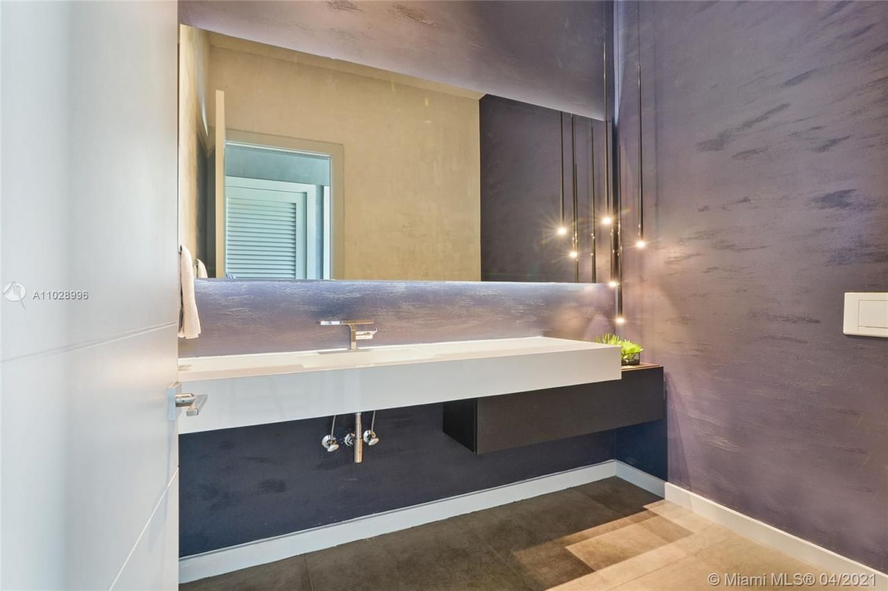 Villa en Miami, Estados Unidos, 500 m² - imagen 12