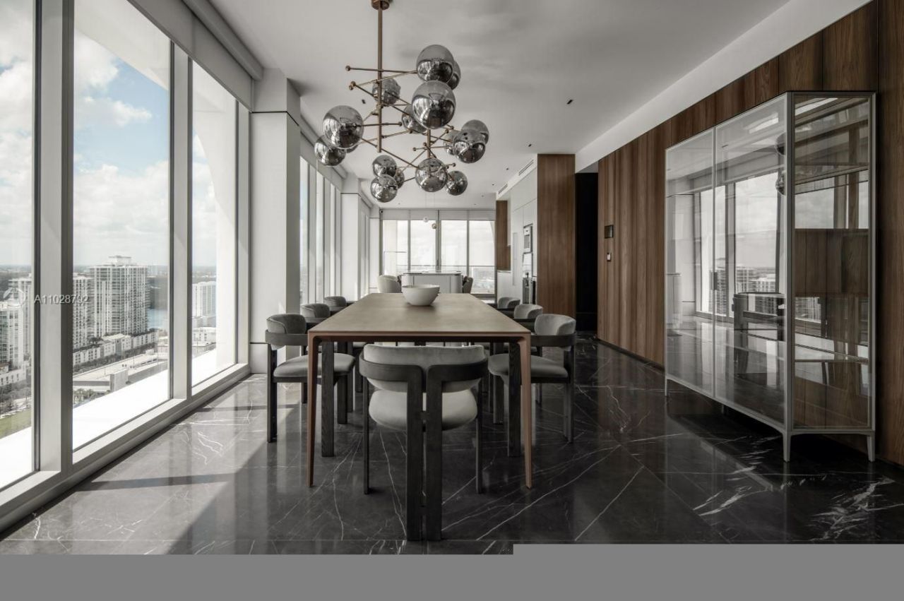 Piso en Miami, Estados Unidos, 300 m² - imagen 12