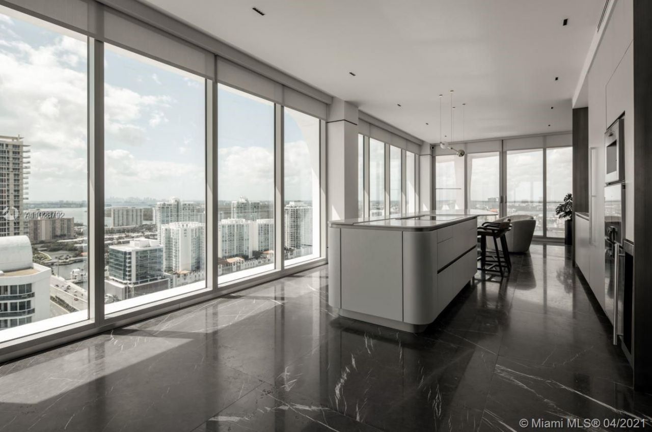 Piso en Miami, Estados Unidos, 300 m² - imagen 9