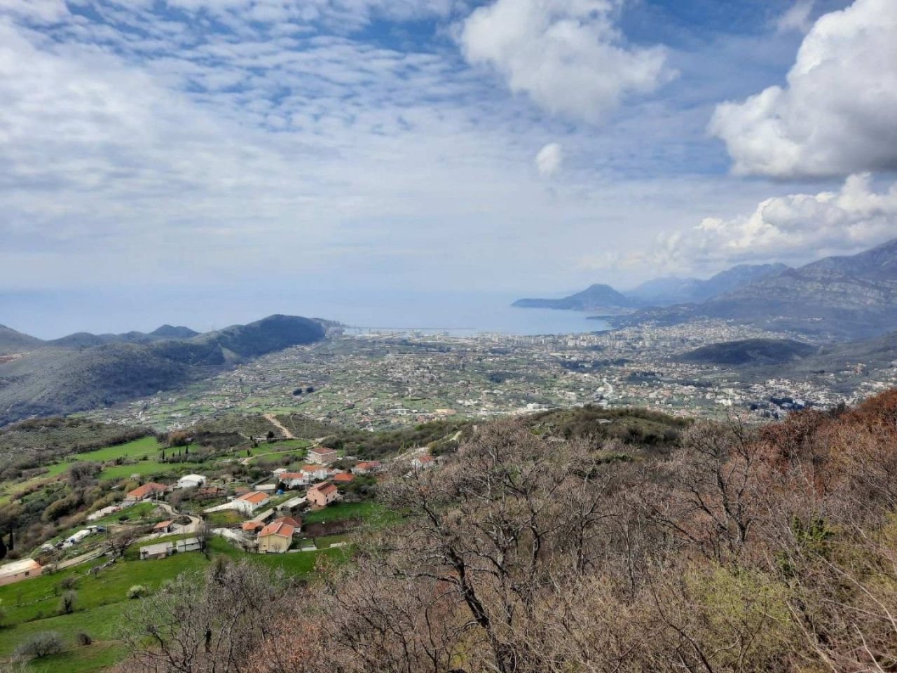 Terreno en el Bar, Montenegro, 17 500 m² - imagen 1