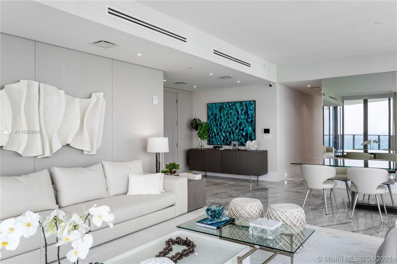 Flat in Miami, USA, 260 m² - picture 15