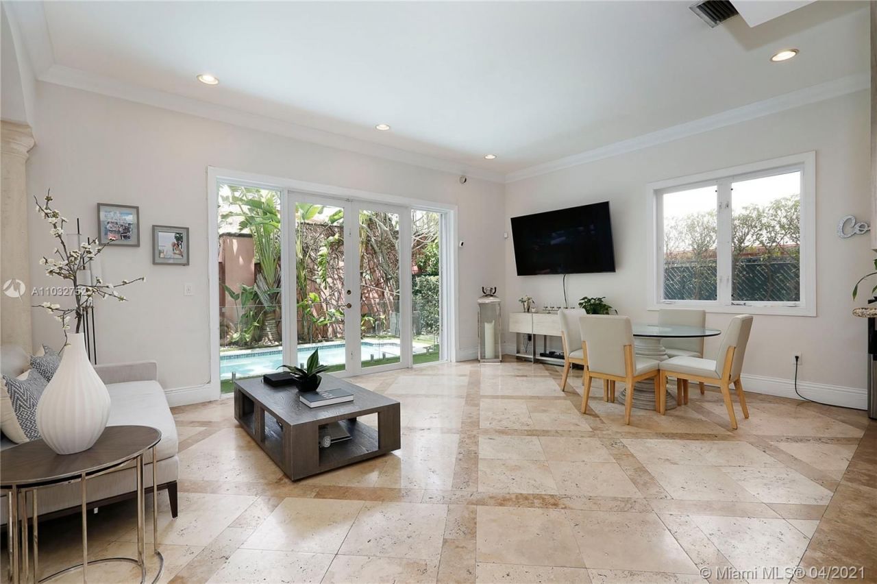 Cottage in Miami, USA, 350 m² - Foto 12