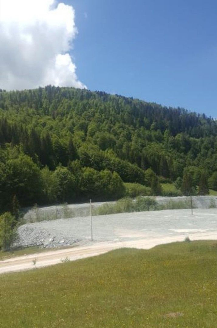 Terreno a Kolašin, Montenegro, 2 100 m2 - foto 5