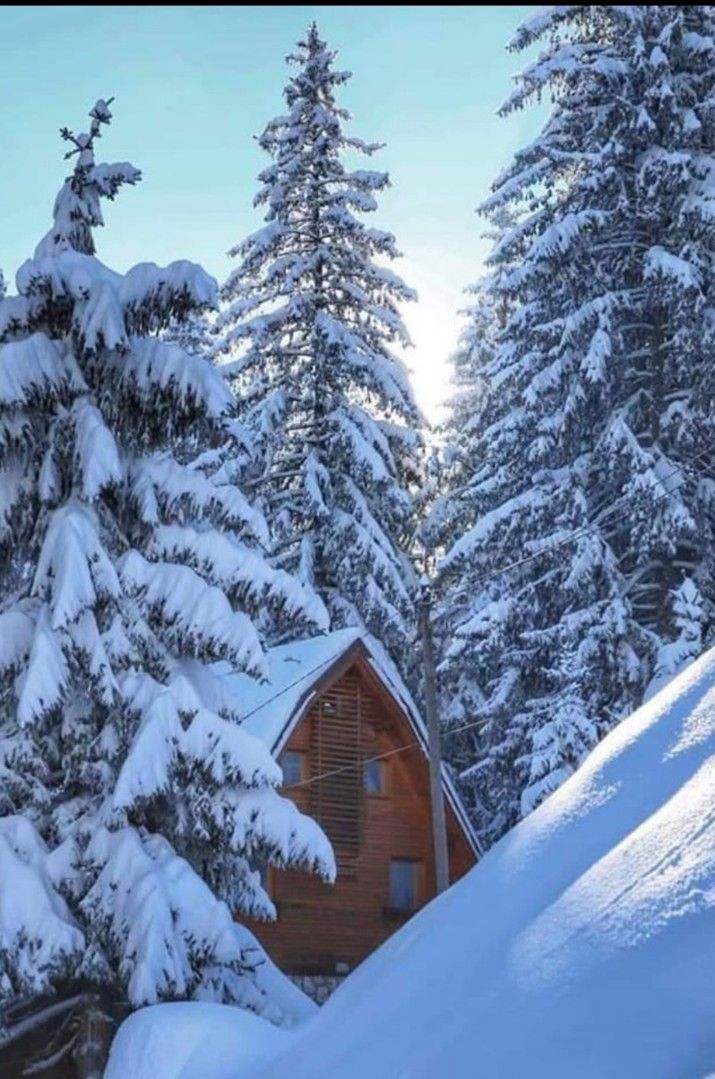 Terreno a Kolašin, Montenegro, 2 100 m2 - foto 7
