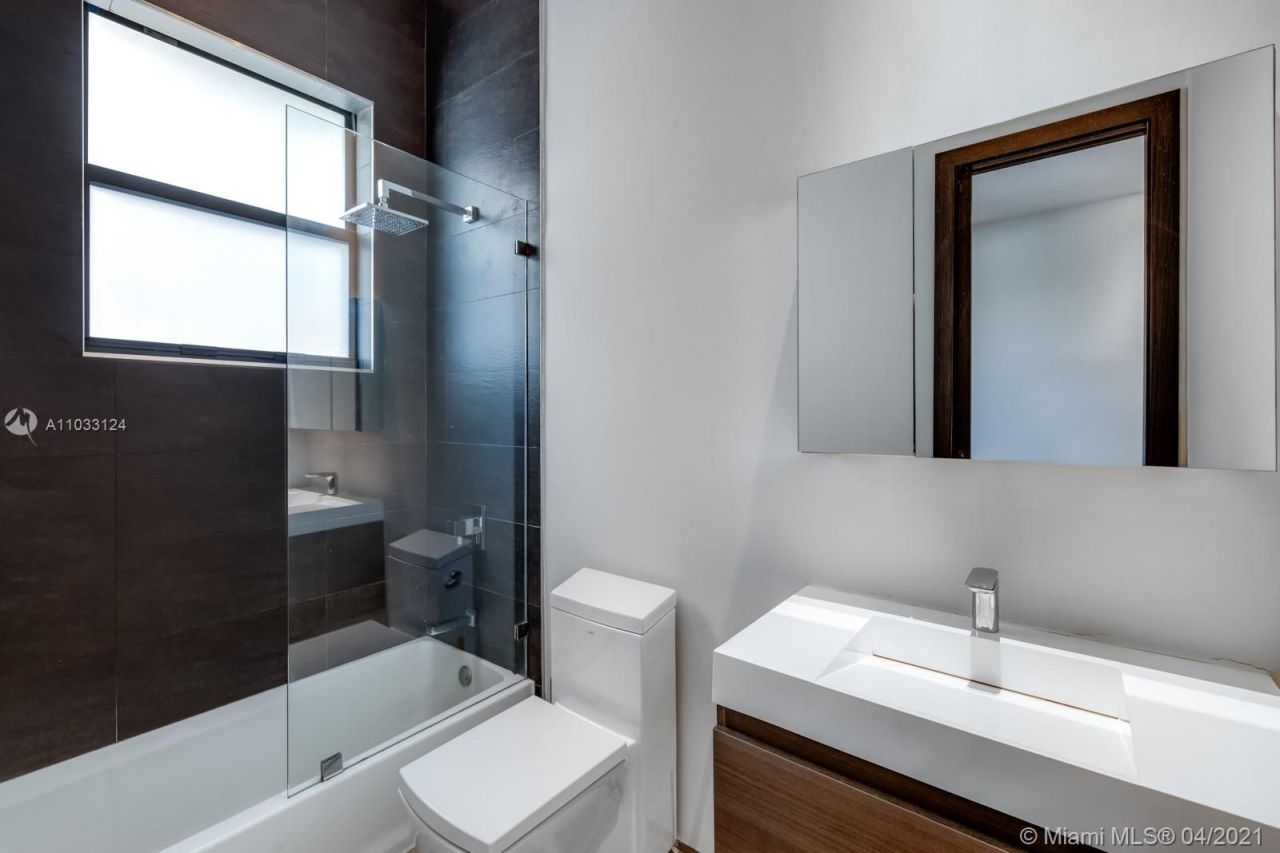 Villa à Miami, États-Unis, 290 m² - image 6