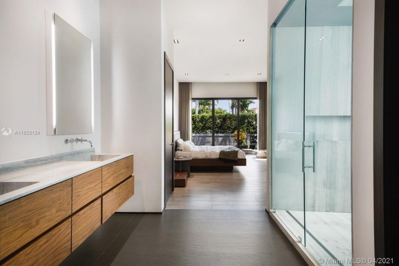 Villa à Miami, États-Unis, 290 m² - image 9