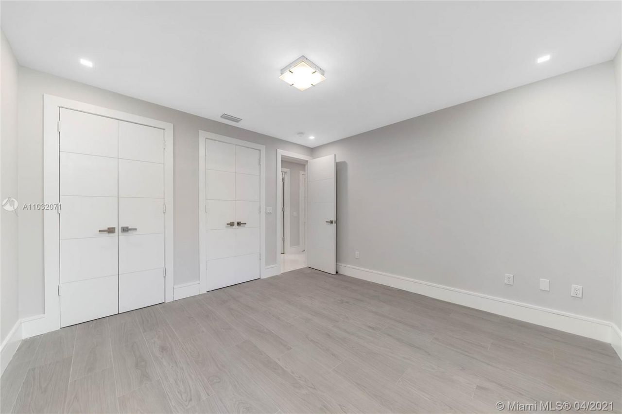 Villa en Miami, Estados Unidos, 400 m² - imagen 11