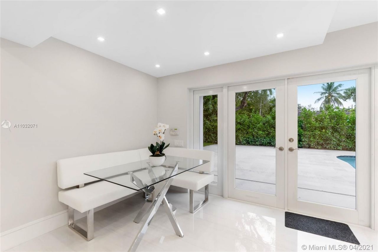 Villa en Miami, Estados Unidos, 400 m² - imagen 15