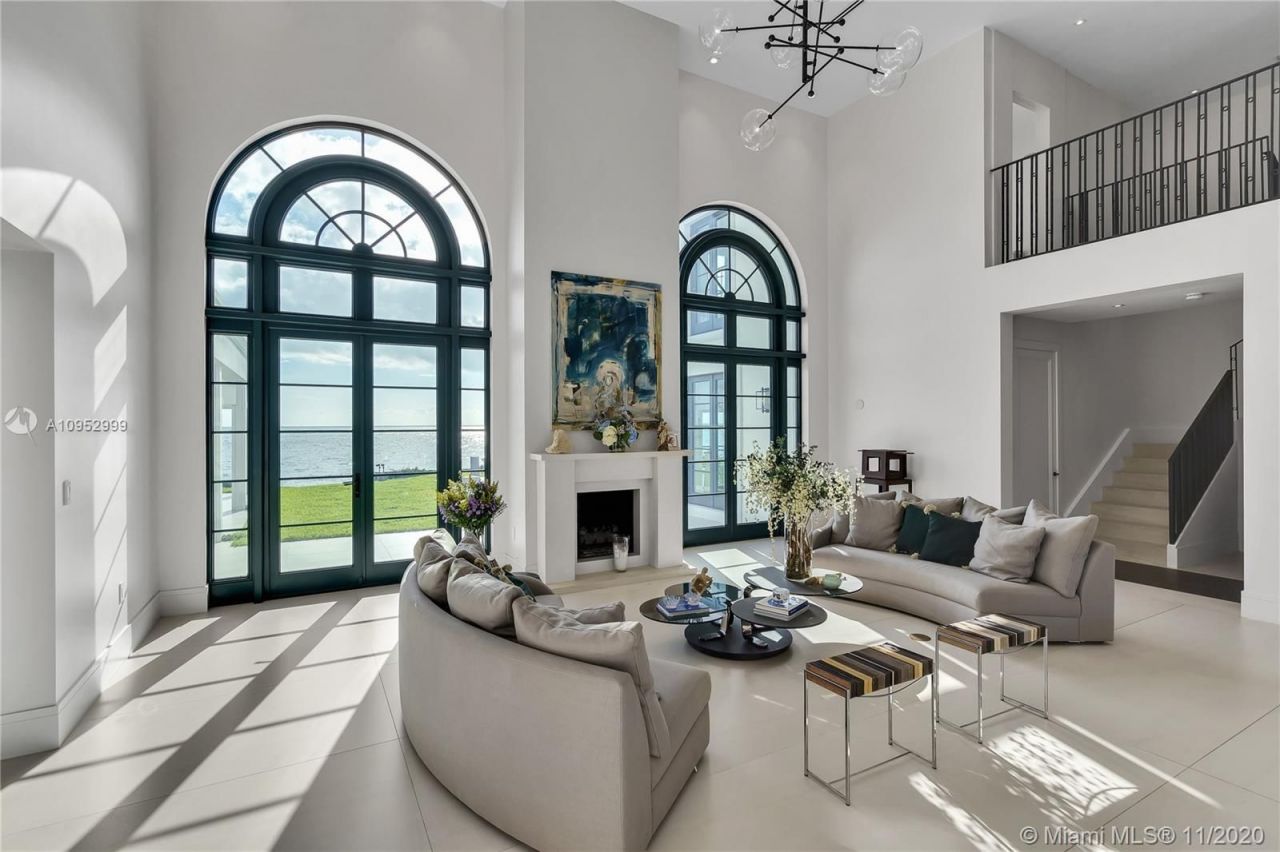 Villa en Miami, Estados Unidos, 600 m² - imagen 13